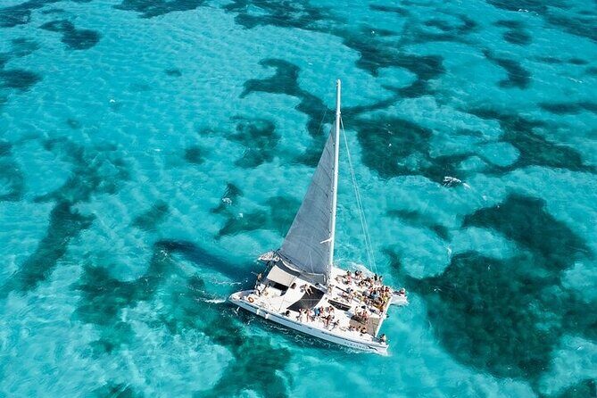 Sail Away Catamaran Day Trip with Snorkeling to Isla Mujeres - Marina Sailaway check-in: how the day starts smoothly