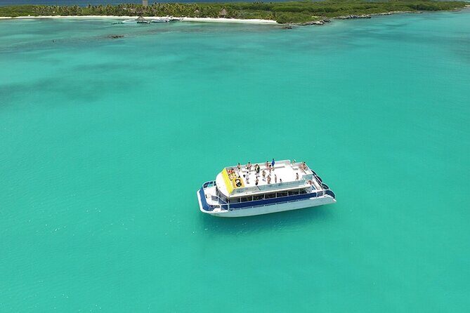 Sailing at Isla Contoy & Isla Mujeres! Snorkel at Ixlache Reef - The catamaran ride: comfort, motion, and the bar timing