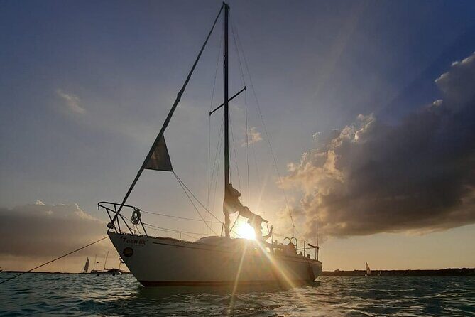 Sailing Tour around the Bacalar Lagoon - Bird watching from the islands, then the Abandonado hotel
