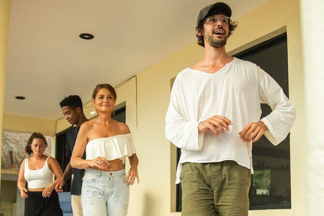 Salsa dancing, Guacamole & Margarita in Bacalar - Salsa Right by the Lagoon: What This 60-Minute Class Really Feels Like
