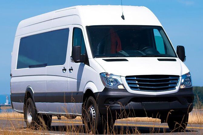 Shared Round-Trip Transfer To/From Cancun International Airport - Returning to Cancun International Airport: Why Your Pickup Time Matters