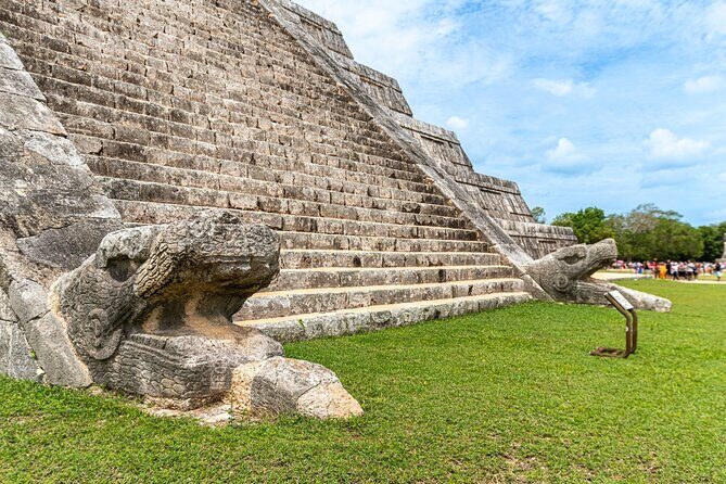 Small Group with early access to Chichen Itza, Coba and Cenote - Why the early start at Chichén Itzá changes everything
