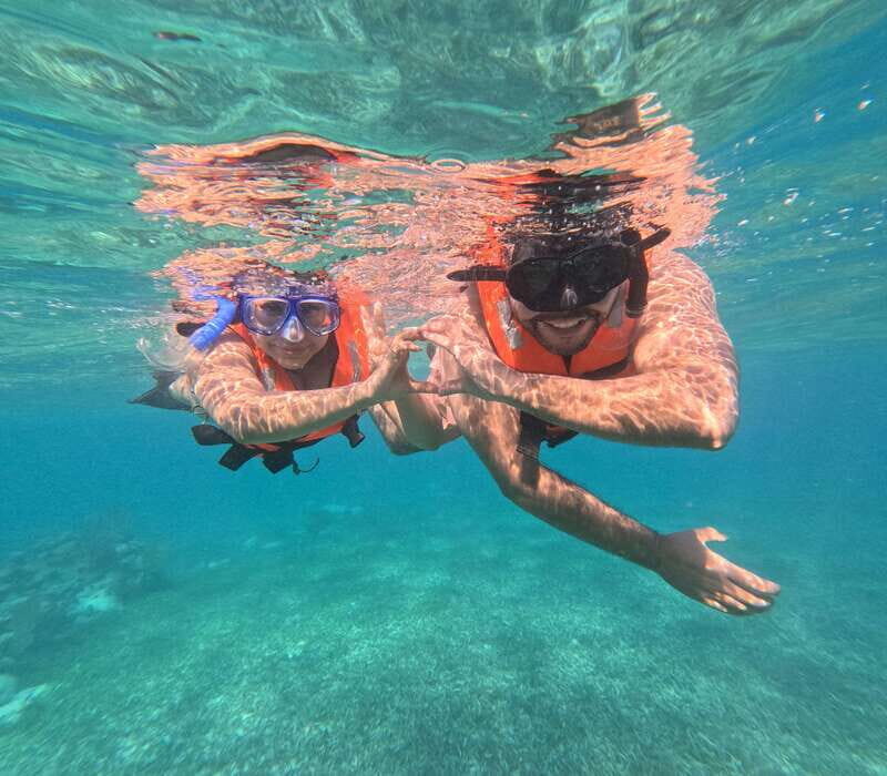 snorkel with tropical fish, reefs, and in search of turtles - Getting to La Diosa del Mar: the meet-up that actually makes sense
