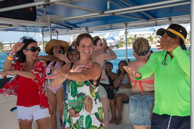 Snorkeling Adventure in Isla Mujeres - A Catamaran Day That Links Cancun, Museum Snorkeling, and Isla Mujeres
