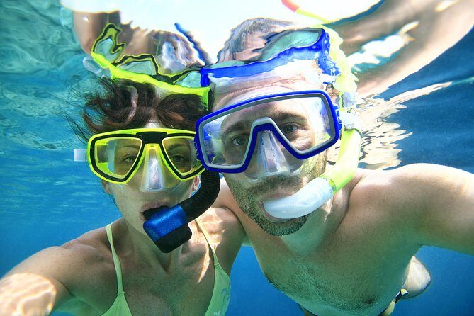 Snorkeling in Isla Mujeres, Luxury Sailing- PRIVILEGE - Crew quality: small-group attention and the names to remember