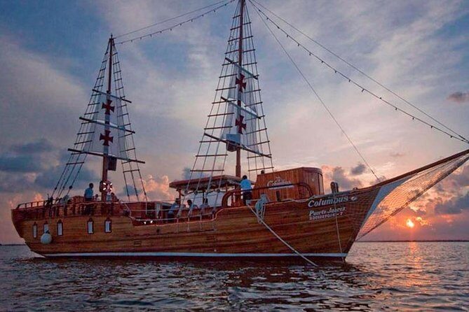 Spanish Galleon - Romantic Lobster Dinner Cruise & Live Saxophone - The lobster dinner: what to expect from the 3-course menu