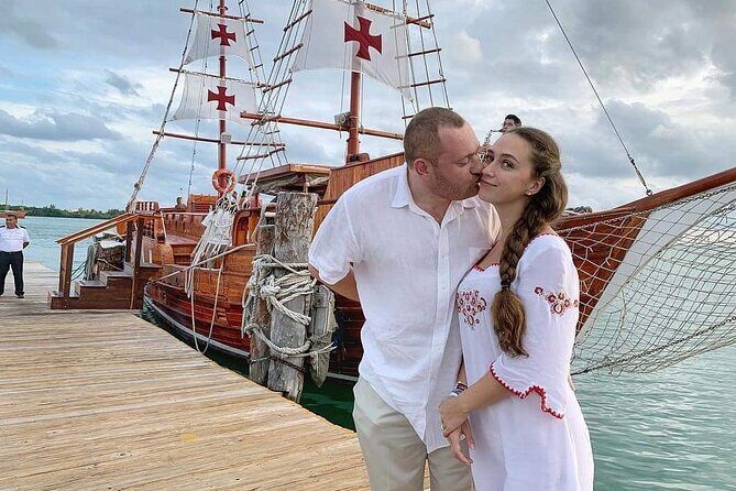 Spanish Galleon - Romantic Lobster Dinner Cruise & Live Saxophone - Price and value: $112, but check the total before you go