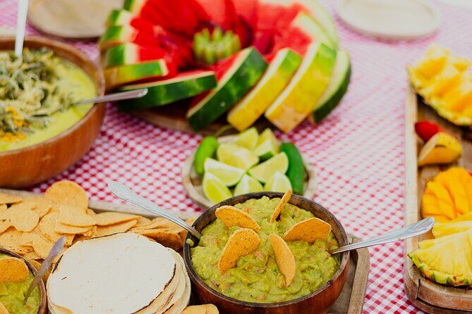 Sunset Sailing Tour in Bacalar with Outdoor Bar and Lunch - Why a 2:00 pm sunset sail works so well in Bacalar