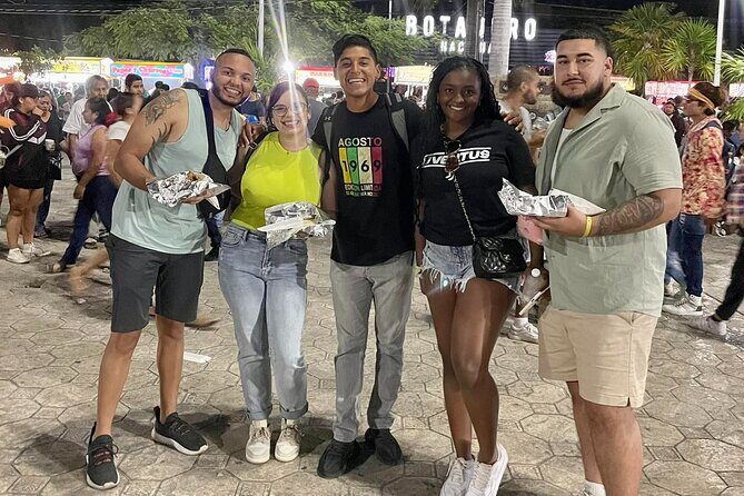 Tacos Y Marquesitas Tour Cancún - Stop 2 in downtown Cancun: the taco stand route plus horchata and jamaica
