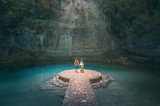 The Great Chichen Itza and Suytun & ikkil Cenotes guided tour - A full Mayan day from Playa del Carmen: Chichén Itzá, two cenotes, Valladolid