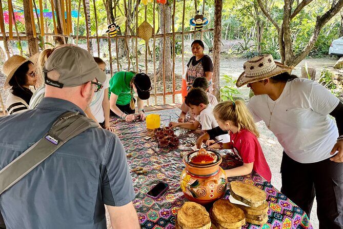 Tierra Maya – Sanctuary of Living Mayan Traditions - The Tierra Maya hands-on workshop: cacao, tortillas, and Zikil Paak salsa