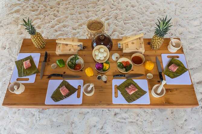 Tikinxic Barefoot Fish Guided Cookout Experience in Cozumel - Cooking the Signature Dish: Plantain Leaves, Yucatán Seasoning, and Heat Control