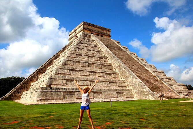 Tour Chichen Itza, 2 Cenotes, and Valladolid from Cancun - Cenote Xkeken: Clear Blue Water, Wooden Steps, and a Quick Jungle Fix