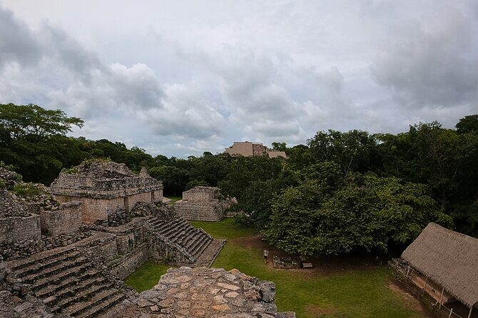 Tour Chichen Itza Ek Balam Guided Cenote and Food of Valladolid - Ek Balam: jungle temples and the climbable pyramid