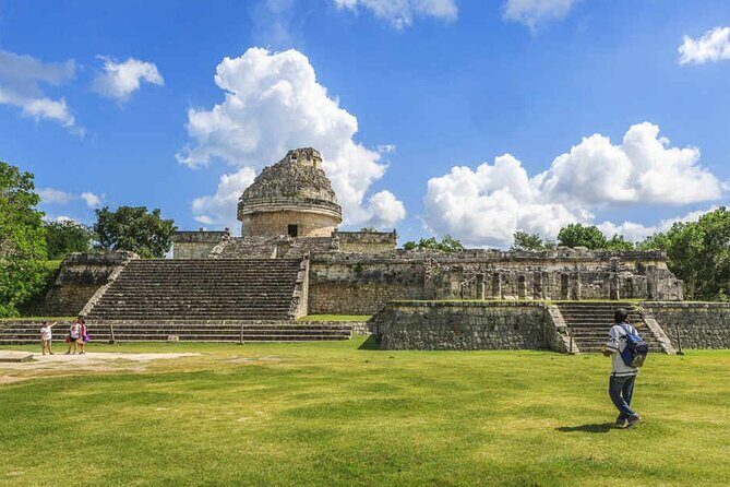 Tour from Cancun to Chichen Itza with cenote food and Valladolid - Valladolid Center in 15 Minutes: Quick Stops Can Still Be Worth It