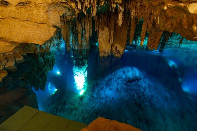 Tour Hacienda and Cenotes Mucuyché with Guided Tour in Oxkintok - Entering Oxkintok: guided meaning plus real photo time
