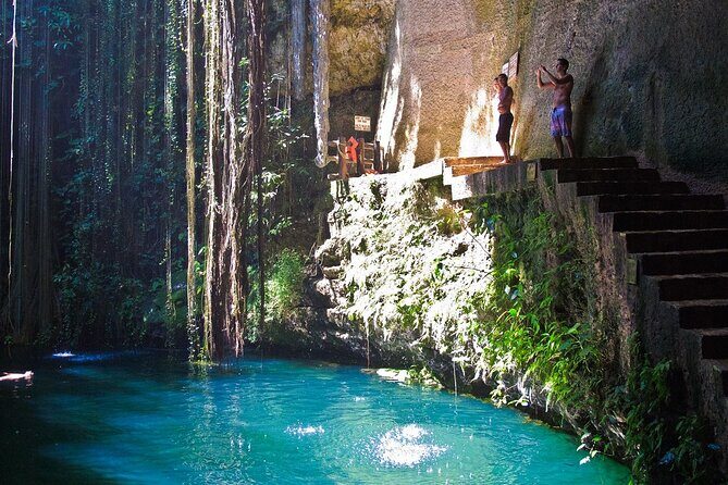 Tour to Chichen Itza with Cenote Ikkil - Lunch and comfort: why the included meal changes the day