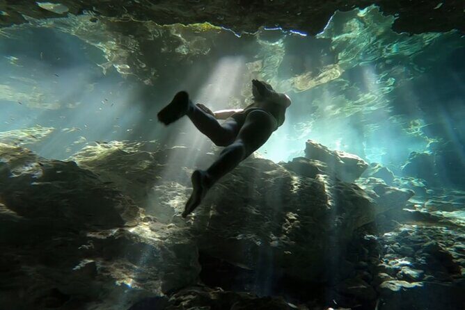 Tour to Coba Tulum and Cenote with Buffet from Tulum - Tulum archaeological site: guided time at the walled city by the Caribbean Sea