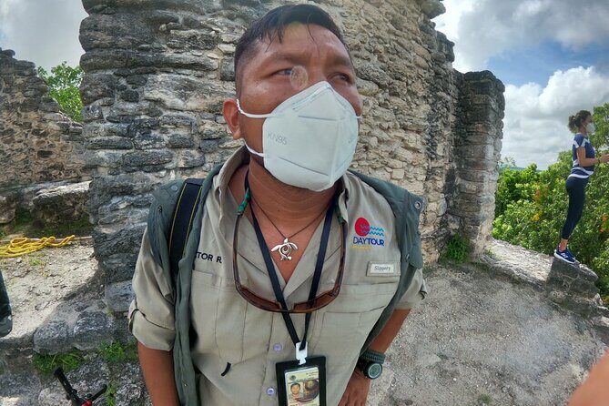 Tour to Dzibanche and Kohunlich with Transportation and 3 Course Meal Included - Kohunlich’s Large Mayan Masks and the 27 Steps