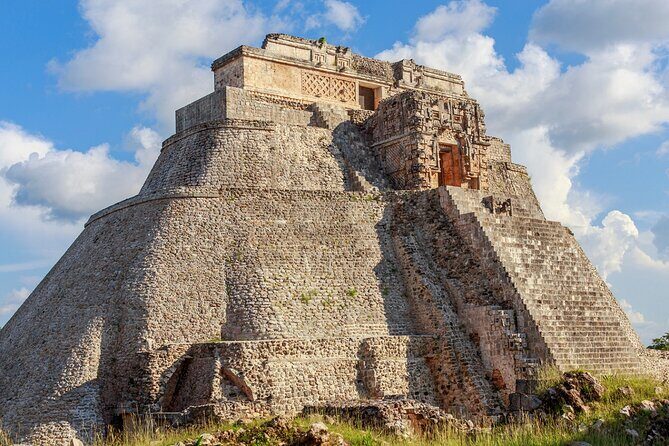 Tour to Uxmal , Cenote Sambula and Chocolate Museum Story - Group vibe and guide approach: why the day feels easy
