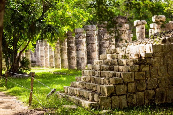 Tour VIP to Chichén Itzá, Valladolid and a Real Mayan Cenote from Cancun - Maya Cenote Park: time in the water, locker plan, and towel wins