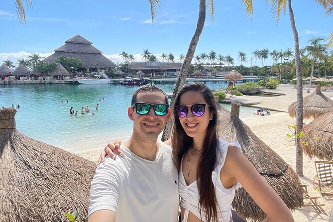 Tour Xcaret All inclusive from Cancun (Transportation included) - Lunch and unlimited beverages: the practical fuel stop