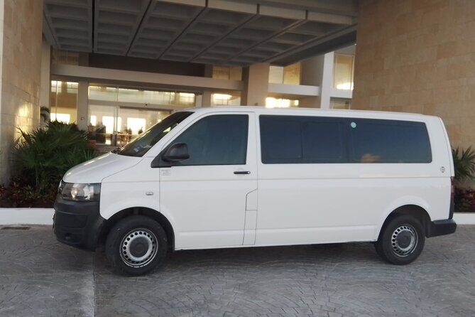 Transportation Cancun Airport to Playa del Carmen Roundtrip 1-7px - The Ride Itself: Private Vans, Up to 7 People