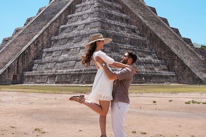 Trip to Chichen Itza with expert guides, Cenote swim & Valladolid - Chichén Itzá with expert guidance and real free time