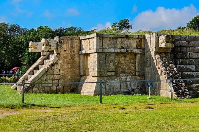 Trip to Chichen Itza with expert guides, Cenote swim & Valladolid - Valladolid’s short colonial walk after the ruins