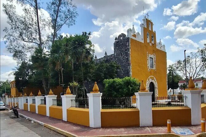 Trip to Chichen Itza with expert guides, Cenote swim & Valladolid - Who should book this Chichén Itzá + Saamal + Valladolid day trip