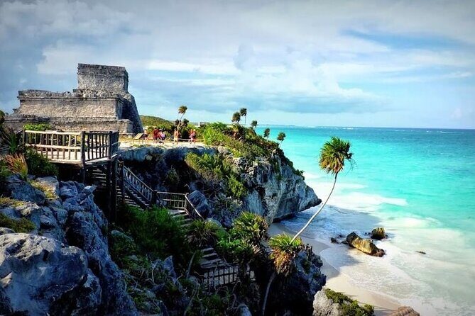 Tulum 4x1. Tulum, COBA, cenote and Playa Del Carmen, with lunch. - Lunch at Cobá: regional buffet, with real-world food considerations