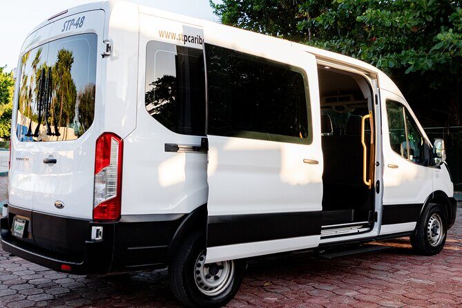 Tulum Airport Transportation to your destiny in Private Minibus - Getting past immigration without losing your transfer