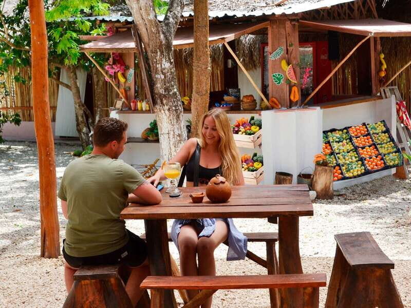 Tulum: Chocolate & Honey Sanctuary Experience with Lunch - Making chocolate the traditional way: roast, peel, metate grind