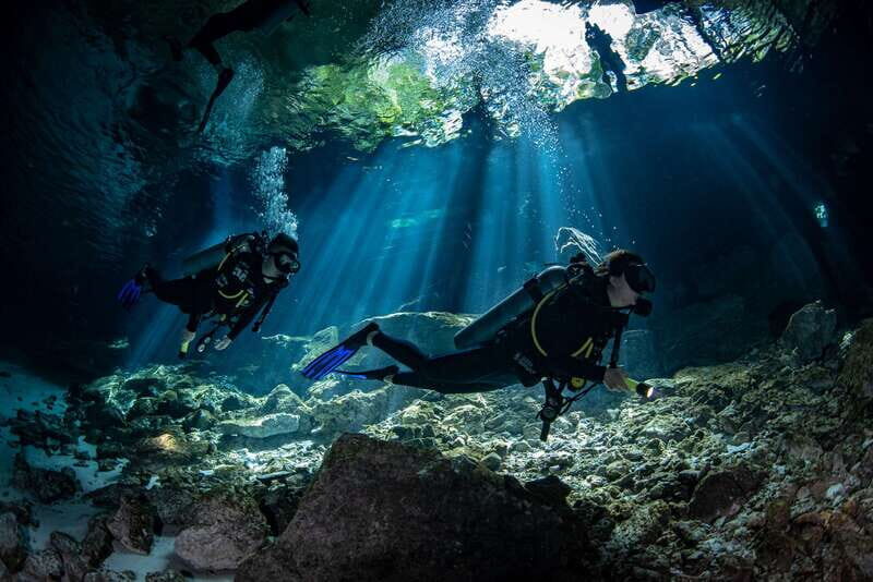 Tulum : Dos Ojos cenote 2 scuba dives (certified divers) - Gear and safety in the cavern: what you’re really paying for