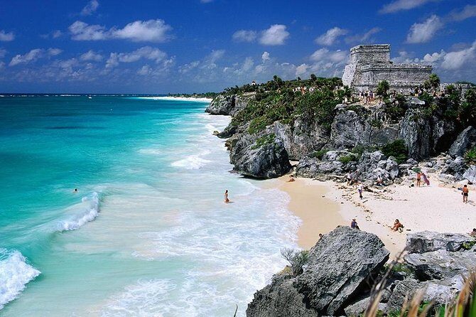 Tulum Mayan Ruins Express - Tulum ruins: Frescoes, the Descending God, and sea views