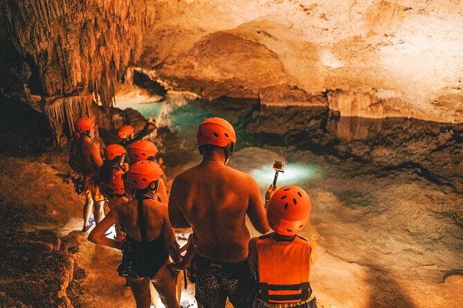 Tulum Ruins, Snorkeling with Turtles and Underground Caves - Akumal Bay snorkeling: a turtle search near the barrier reef