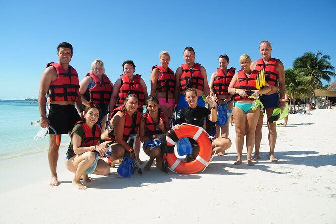 Tulum Ruins, Turtle Sighting and Underground Caves - The guide factor: why a small group feels better