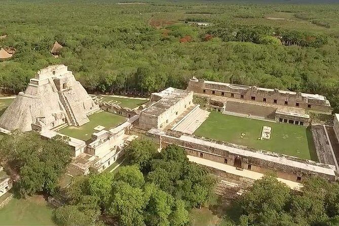 Uxmal and Choco Story Private Tour - Choco Story: cocoa gardens plus a real animal stop