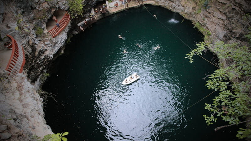 Valladolid: Chichén Itzá and 2 Cenotes Shared Day Trip - Xcajum Cenote: lunch, life jacket, and open-air swimming time