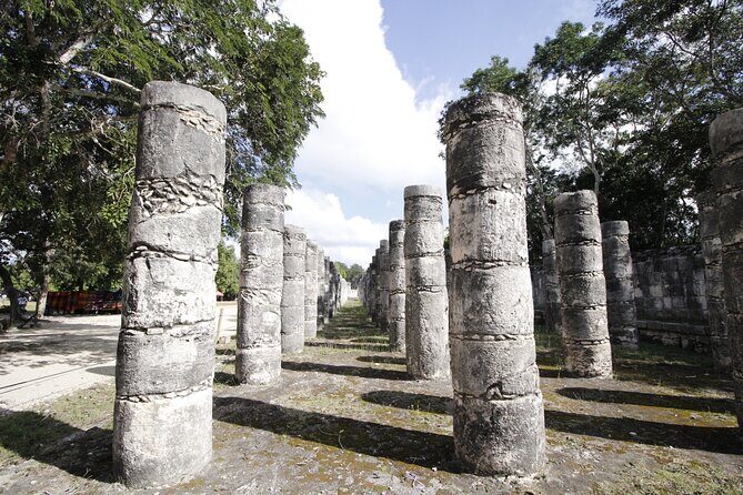 Valladolid Tourist Shared Transport to Chichen Itza & Two Cenotes - Getting to Chichén Itzá from Valladolid: Simple logistics, real time savings