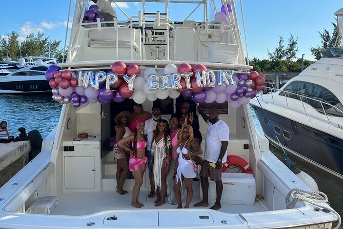 VIP YACHT up to 28 passengers - Isla mujeres snorkel - Cruising Cancun waters: the part that sets the mood