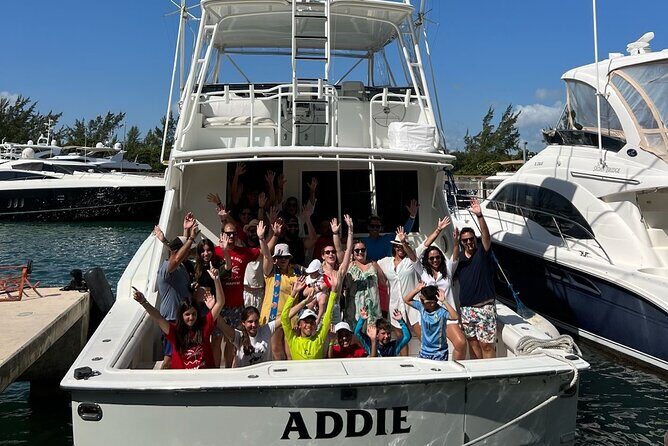 VIP YACHT up to 28 passengers - Isla mujeres snorkel - Timing options: 4-hour versus longer outings
