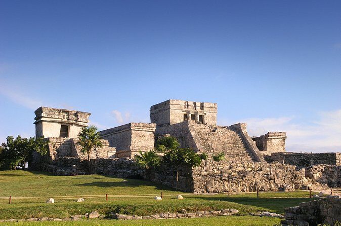Visit to Tulúm, COBA and a Cenote, with lunch included. - English-guide clarity and group dynamics: how to get what you paid for