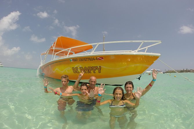 Whale Shark Tour from Cancun, Playa del Carmen, Tulum and Riviera Maya - Isla Contoy area: how you actually swim with whale sharks
