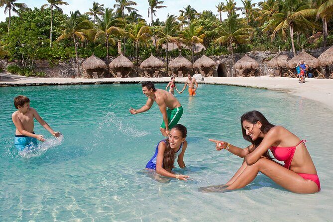 Xcaret Park Plus Access with Transportation and Night Show - Lunch with drinks: what you get and how it affects value