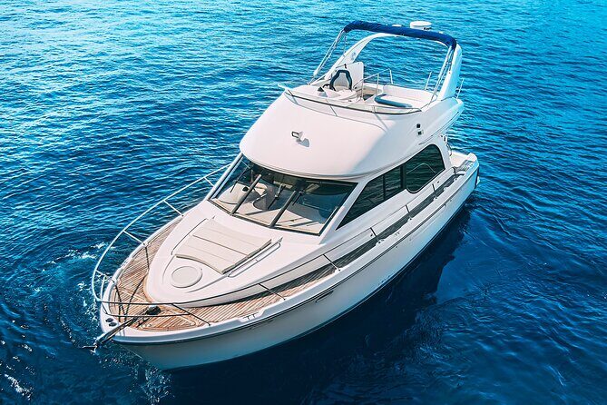 Yacht Meridian 40FT Best Private Rental in Cancun - Key points at a glance