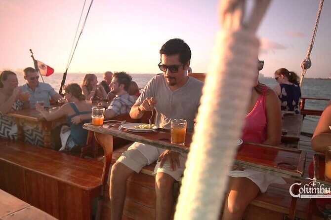 Your Romantic Dinner in Cancun, includes national open bar and live music - Seating, rain, and the reality of an open-air boat